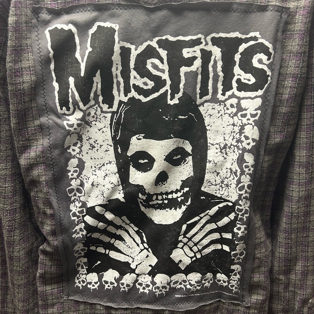 UPCYCLED one of a kind, Misfits Rocker Music Patch Button Down Shirt - Picture 2 of 2